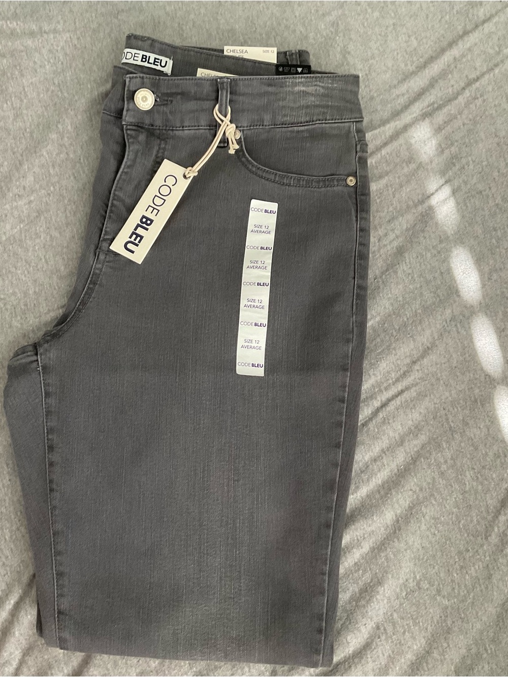 Brand new Code Bleu Chelsea Charcoal Straight-Leg Jeans size 12 average